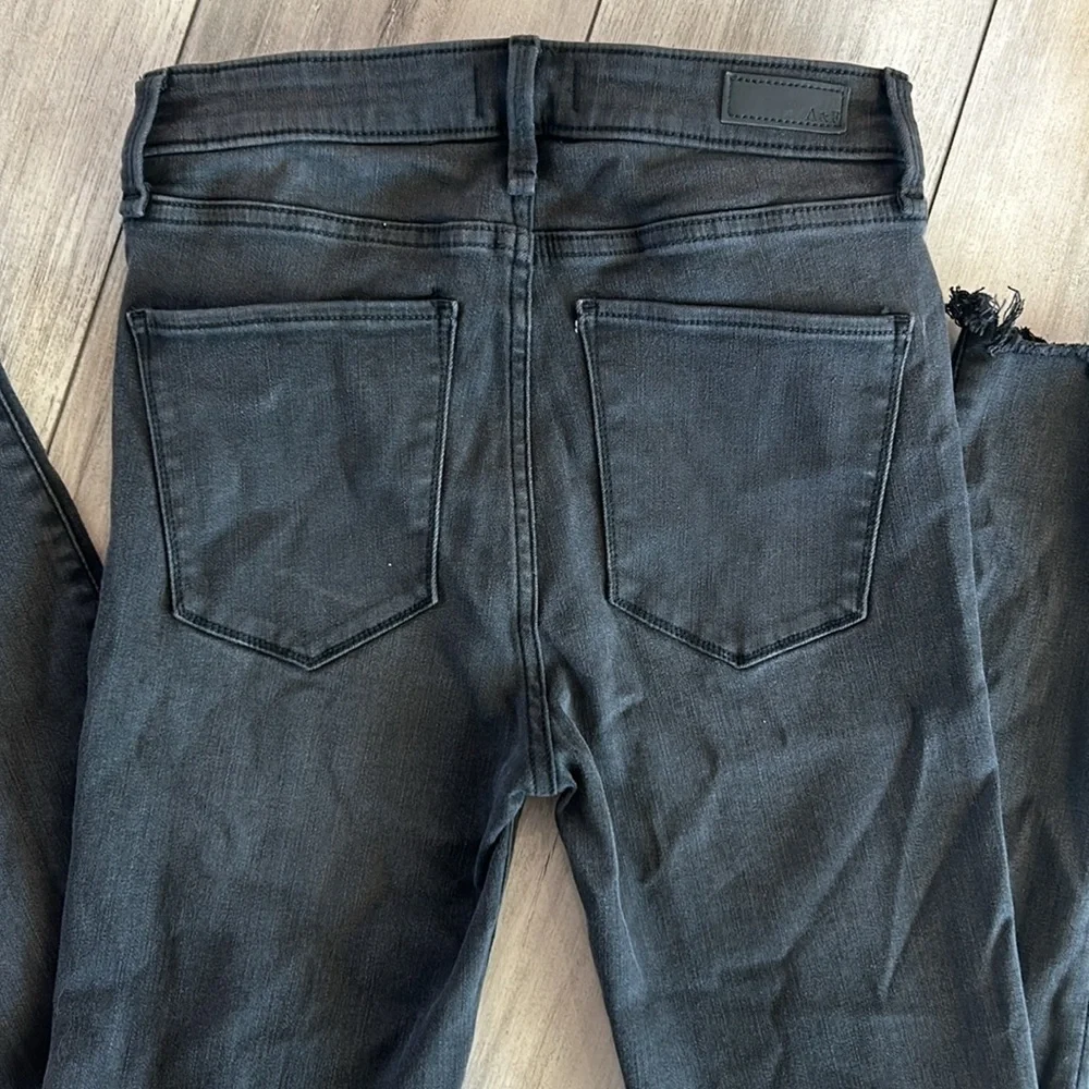 Abercrombie Simone high rise super skinny jeans in black size 25